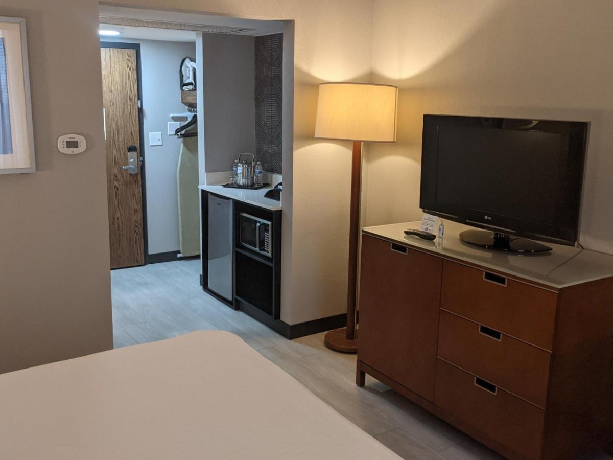 Hotel Wyndham Indianapolis Airport Zewnętrze zdjęcie