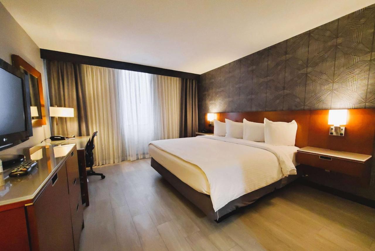 Hotel Wyndham Indianapolis Airport Zewnętrze zdjęcie