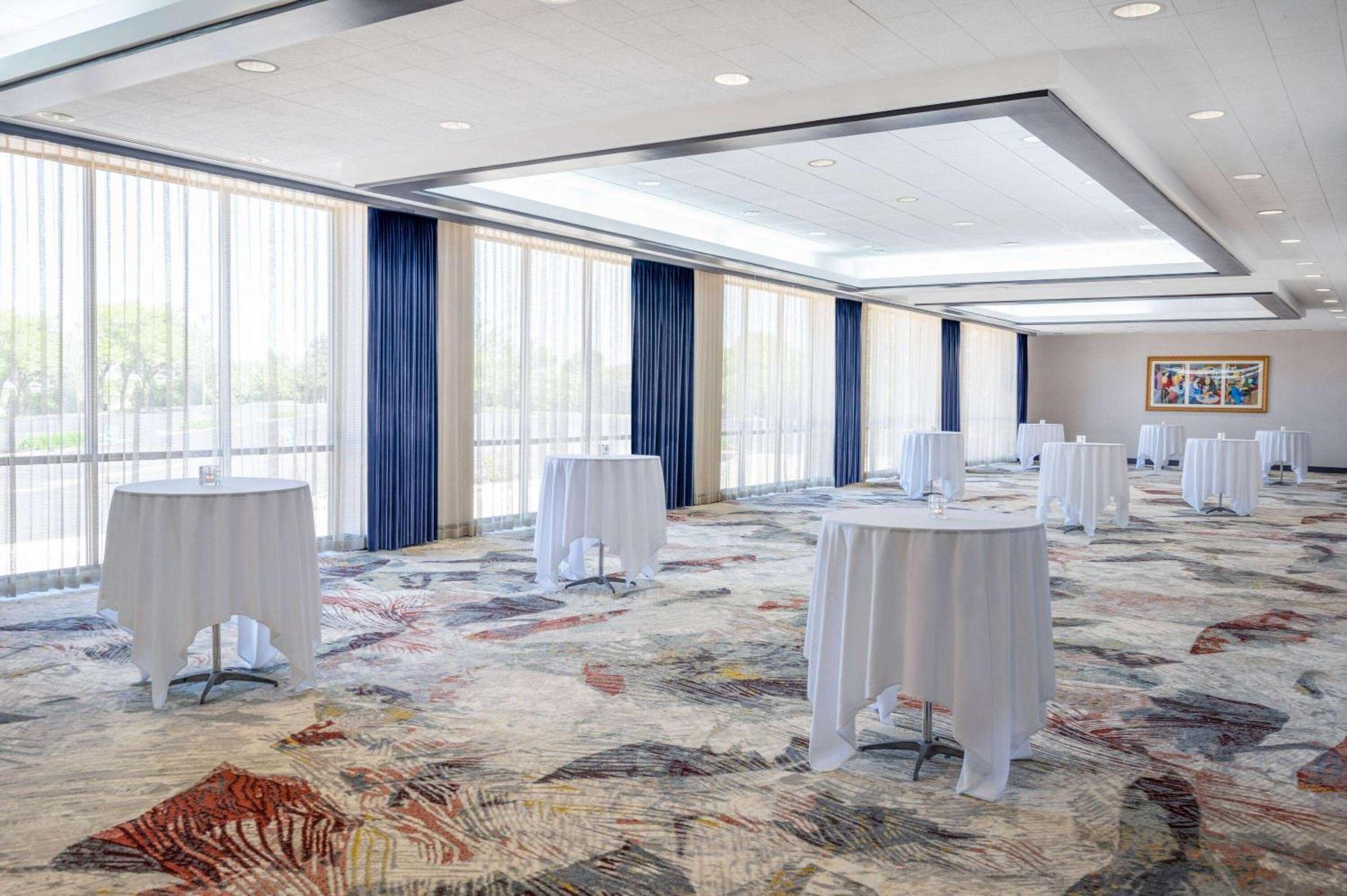 Hotel Wyndham Indianapolis Airport Zewnętrze zdjęcie