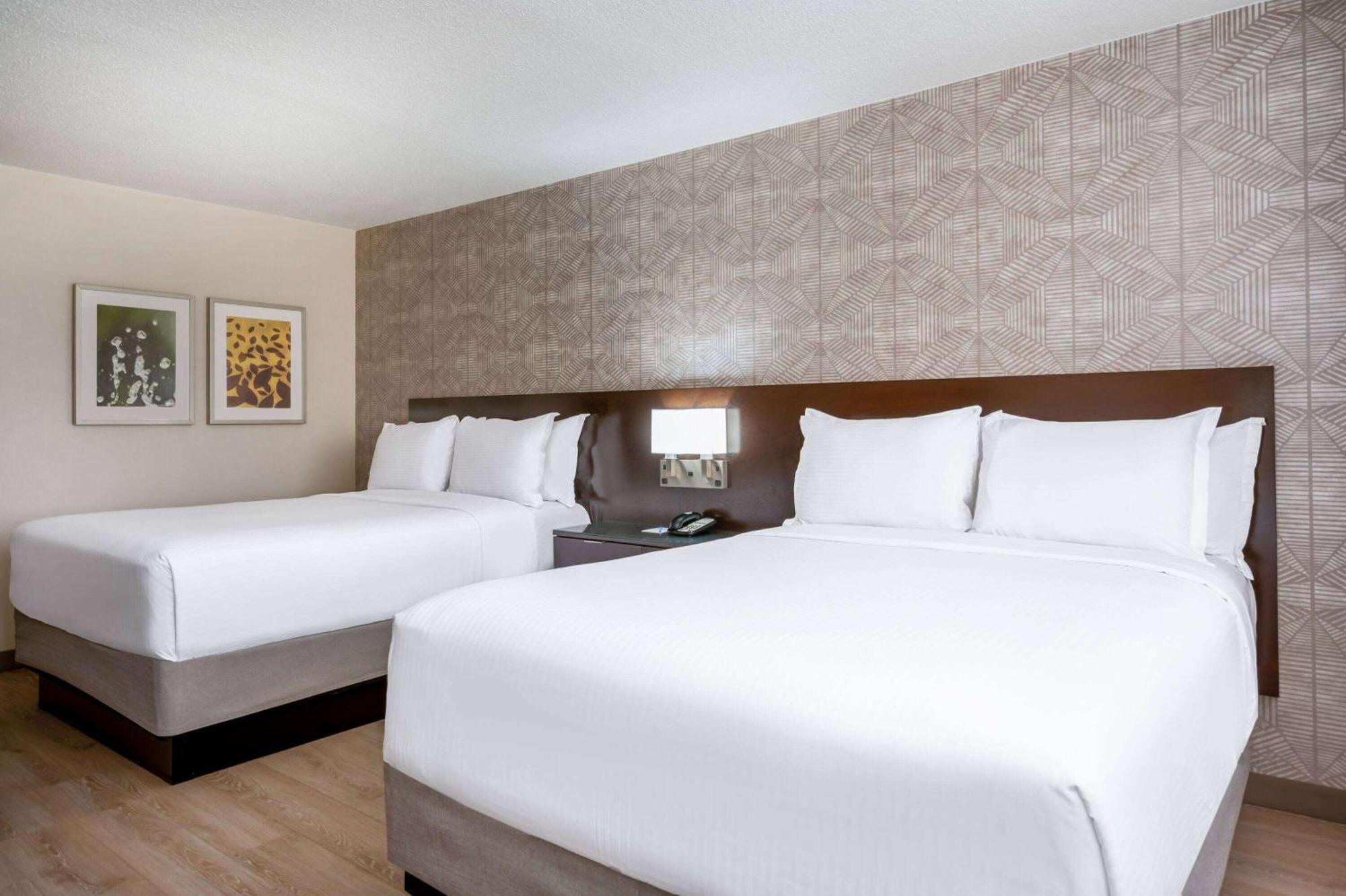 Hotel Wyndham Indianapolis Airport Zewnętrze zdjęcie