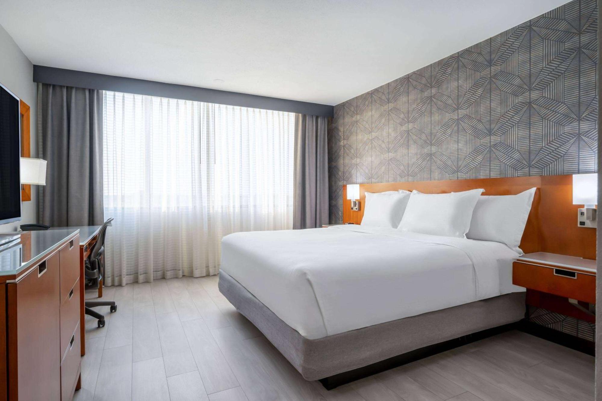 Hotel Wyndham Indianapolis Airport Zewnętrze zdjęcie