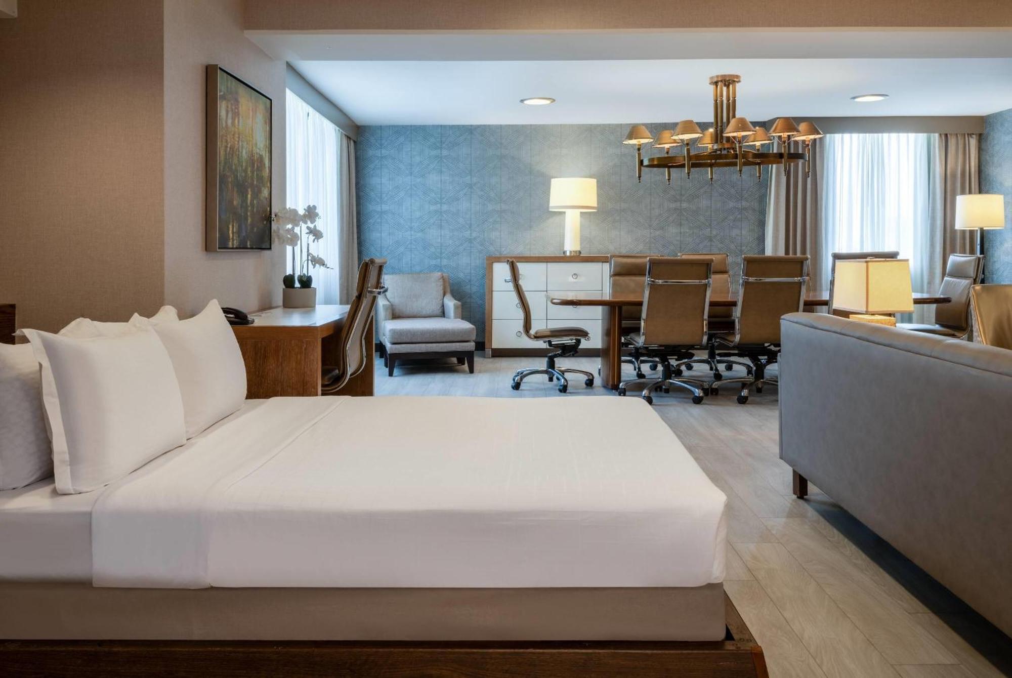 Hotel Wyndham Indianapolis Airport Zewnętrze zdjęcie