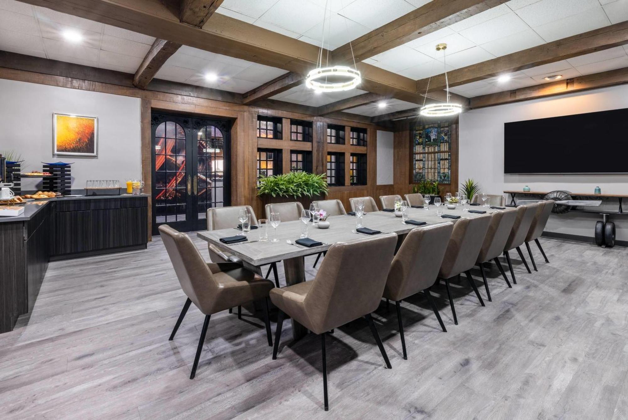 Hotel Wyndham Indianapolis Airport Zewnętrze zdjęcie